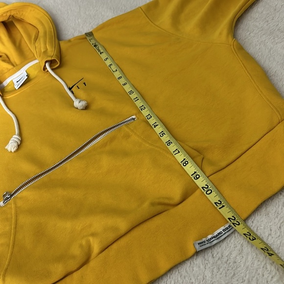 Nike Dry Fit Swoosh Fly Standard Issue Basketball Hoodie Yellow Ochre Size L - Picture 10 of 12